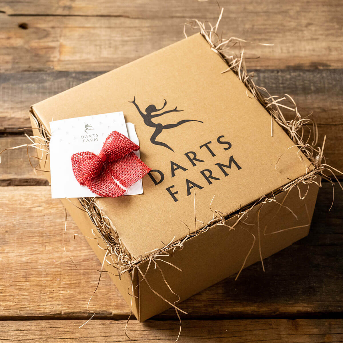Veggie Picnic Hamper with Fizz - Image 4